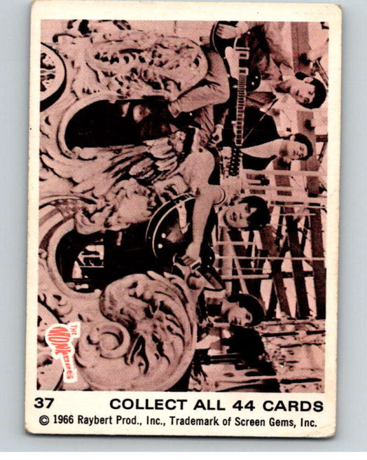 1966 Donruss The Monkees #37 The Monkees   V68424 Image 1