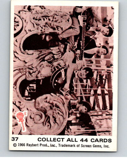 1966 Donruss The Monkees #37 The Monkees   V68425 Image 1