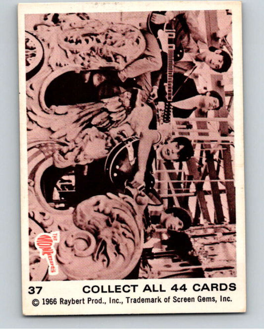 1966 Donruss The Monkees #37 The Monkees   V68426 Image 1