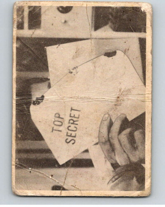 1964 Donruss Voyage to the Bottom of the Sea #27 Top Secret   V68591 Image 1