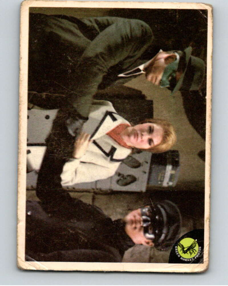 1966 Donruss The Green Hornet #20 Well/thanks to you..  V68640 Image 1