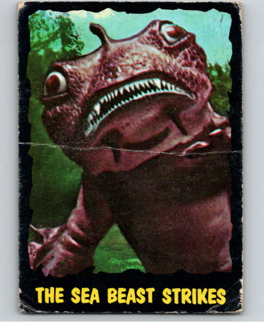 1964 OPC Outer Limits #19 Sea Beast Strikes   V68704 Image 1