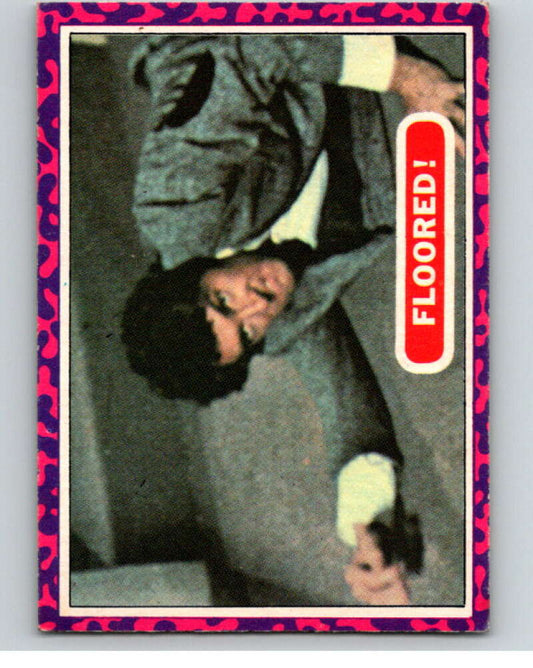 1968 OPC Mod Squad #15 Floored   V68742 Image 1