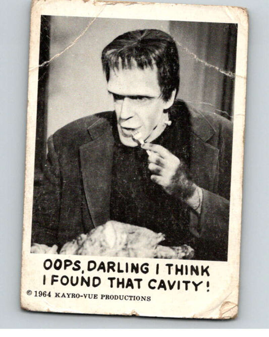 1964 Leaf Munsters #51 Oops Darling   V69062 Image 1