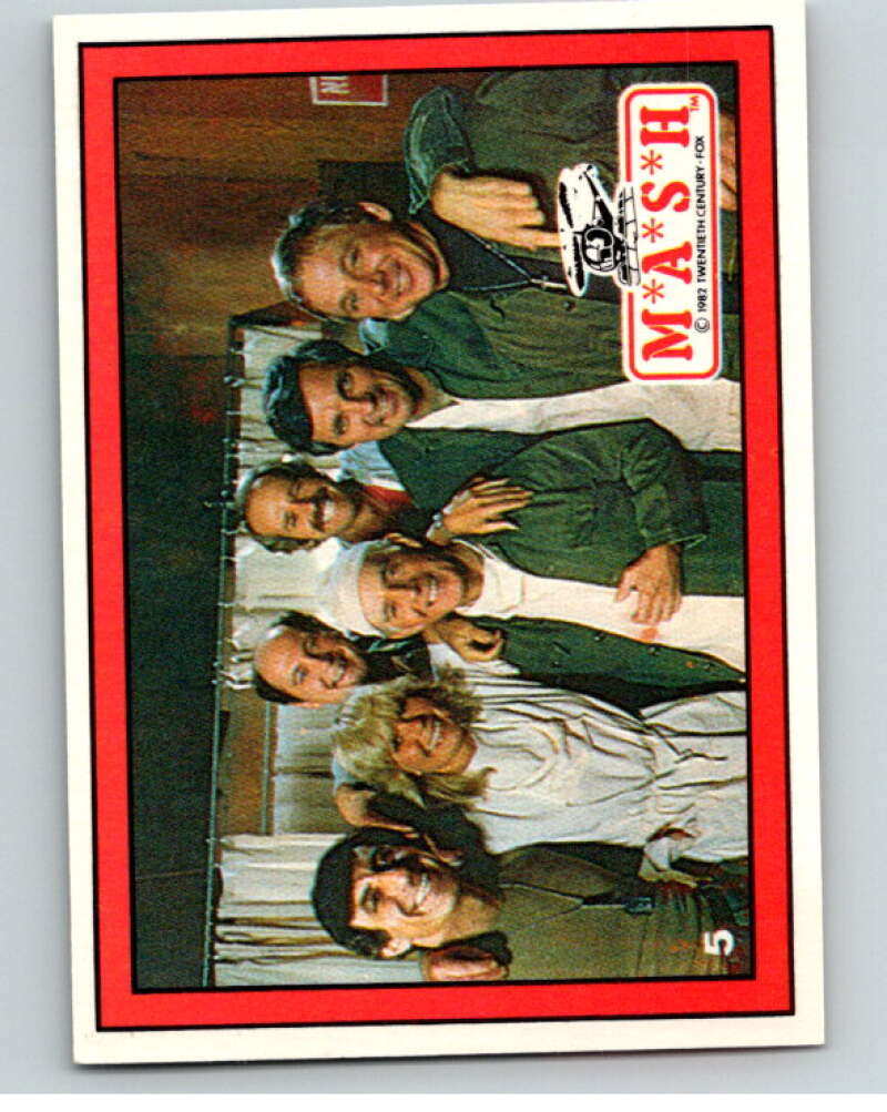 1982 Donruss Mash #5 Picture of cast   V69139 Image 1