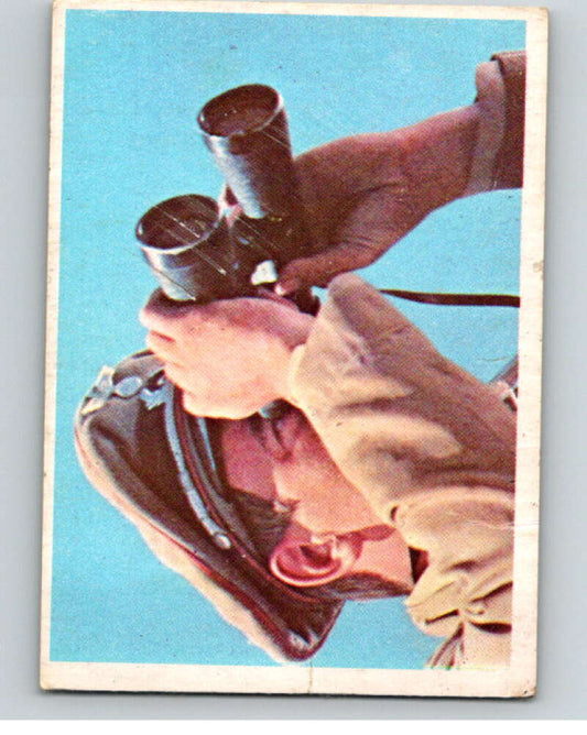 1966 OPC Rat Patrol #25 Dietrich scanned the horizon with his binoc   V69302 Image 1