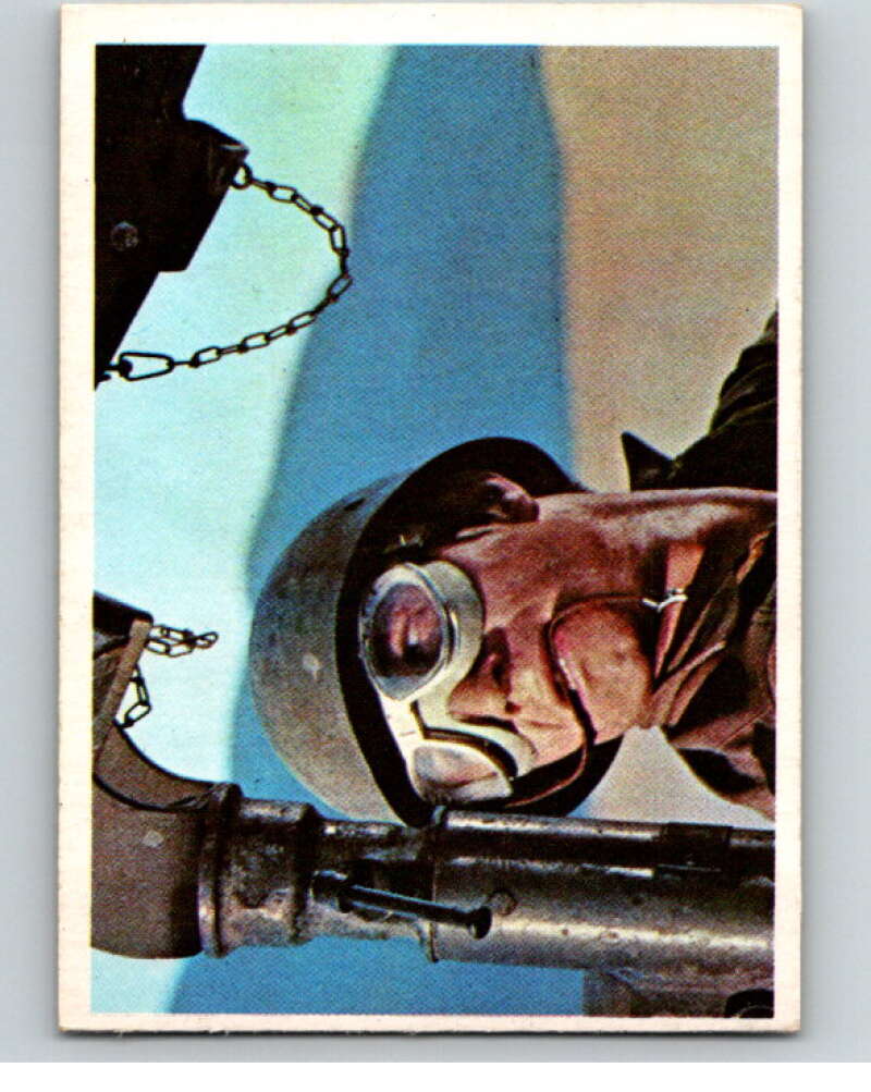 1966 OPC Rat Patrol #49 Pettigrew felt uneasy.   V69332 Image 1