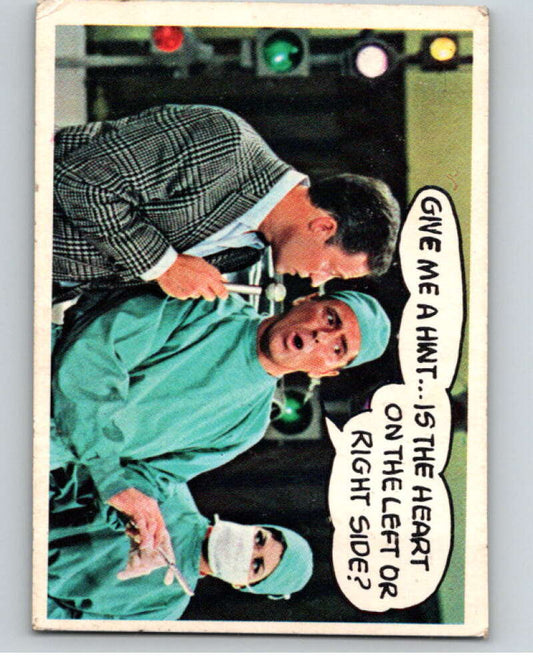 1968 Topps Rowan and Martin's Laugh-In #14 Give me a..  V69843 Image 1
