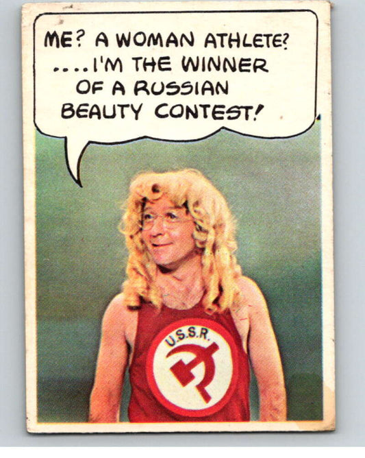 1968 Topps Rowan and Martin's Laugh-In #18 Me A woman..  V69855 Image 1