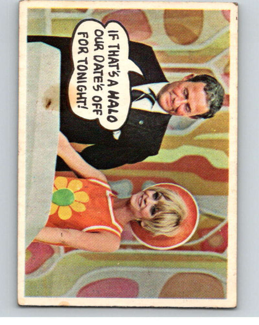 1968 Topps Rowan and Martin's Laugh-In #28 If that's a..  V69871 Image 1
