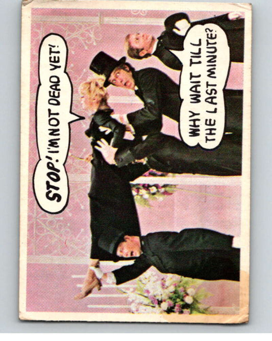 1968 Topps Rowan and Martin's Laugh-In #33 Stop I'm not..  V69880 Image 1