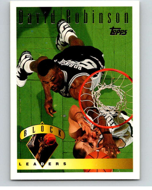 1995-96 Topps NBA #29 David Robinson LL  San Antonio Spurs  V70013 Image 1