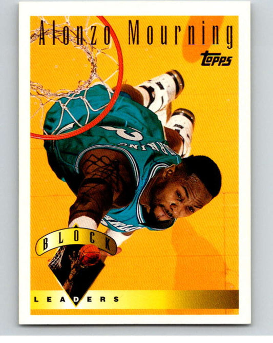 1995-96 Topps NBA #30 Alonzo Mourning LL  Charlotte Hornets  V70017 Image 1