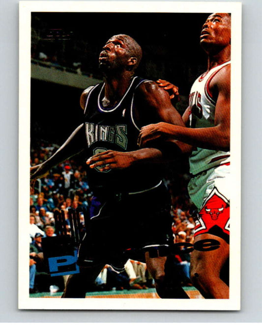 1995-96 Topps NBA #104 Olden Polynice  Sacramento Kings  V70144 Image 1
