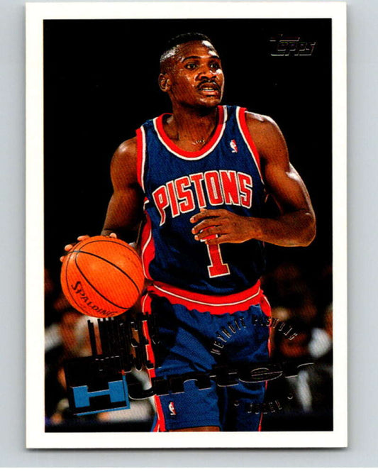 1995-96 Topps NBA #111 Lindsey Hunter  Detroit Pistons  V70157 Image 1