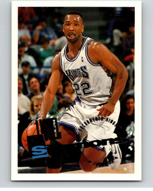 1995-96 Topps NBA #134 Lionel Simmons  Sacramento Kings  V70210 Image 1