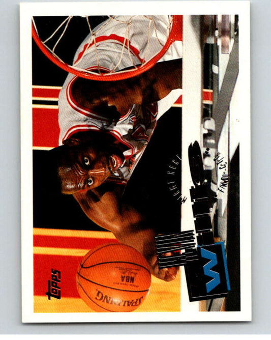 1995-96 Topps NBA #137 Kevin Willis  Miami Heat  V70215 Image 1