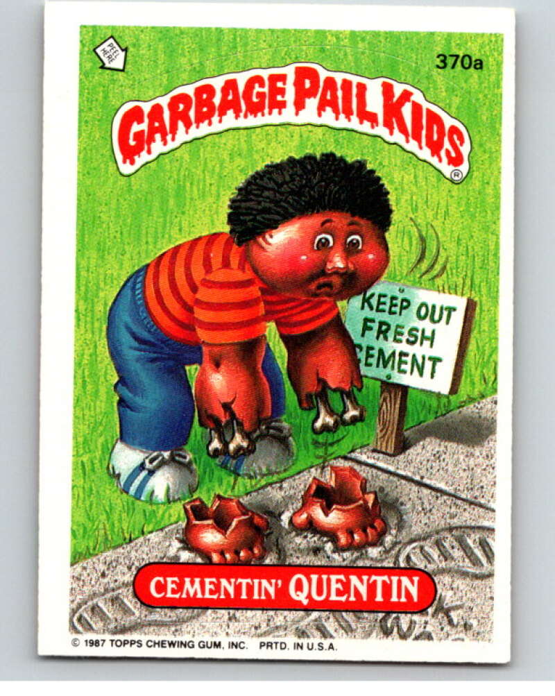 1987 Topps Garbage Pail Kids Series 9 #370A Cementin' Quentin   V73678 Image 1