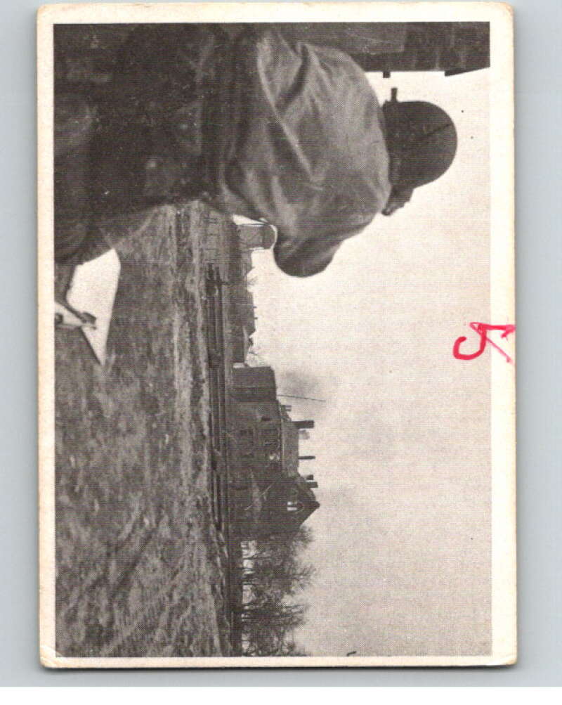 1963 Donruss Combat #26 Scouting a Command Post   V74041 Image 1