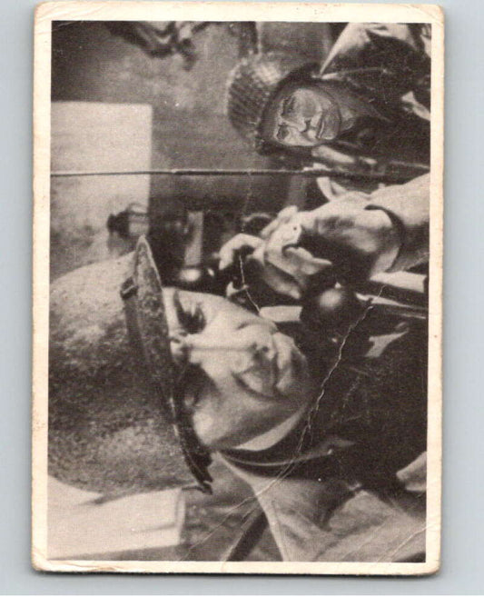 1964 Donruss Combat #82 Check with Command Post   V74094 Image 1