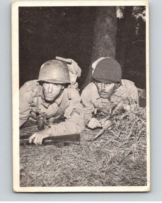 1964 Donruss Combat #104 Stalking the Enemy   V74108 Image 1