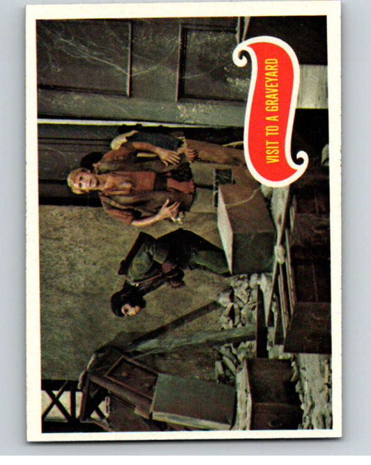 1967 Topps Planet of the Apes #17 Visit to Graveyard  V78650 Image 1