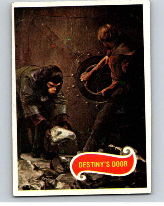 1967 Topps Planet of the Apes #19 Destiny's Door  V78651 Image 1