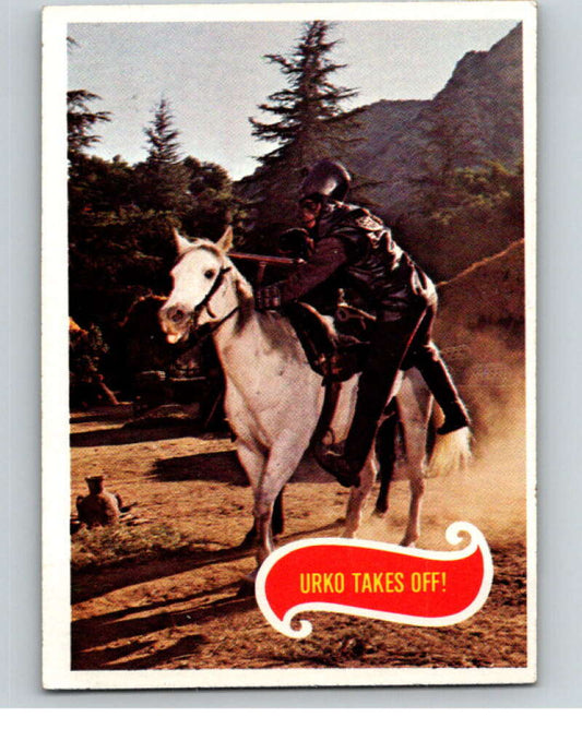1967 Topps Planet of the Apes #54 Urko Takes Off  V78687 Image 1