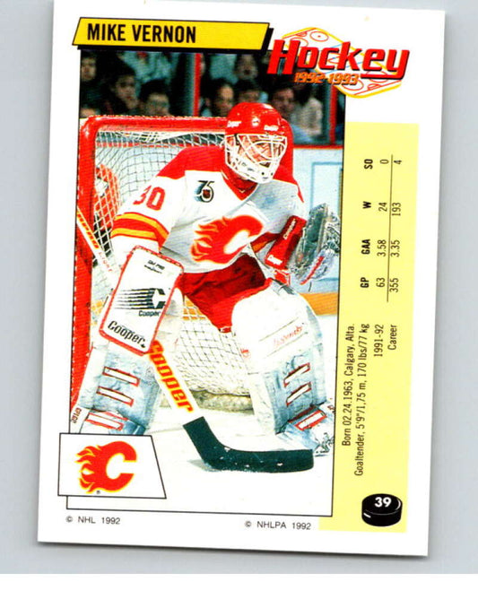 1992-93 Panini Stickers Hockey  #39 Mike Vernon  Calgary Flames  V82537 Image 1