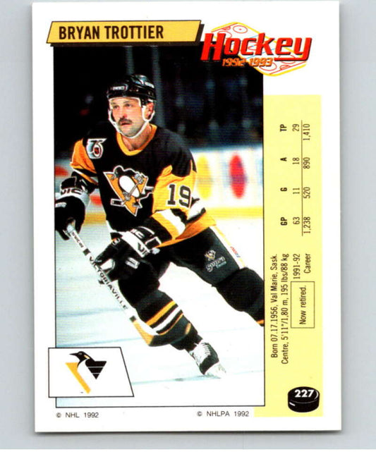 1992-93 Panini Stickers Hockey  #227 Bryan Trottier   V82945 Image 1