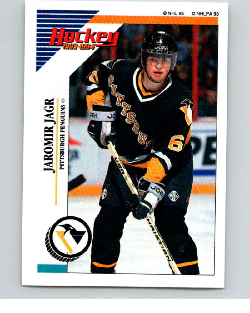 1993-94 Panini Stickers Hockey  #82 Jaromir Jagr  Pittsburgh Penguins  V83402 Image 1