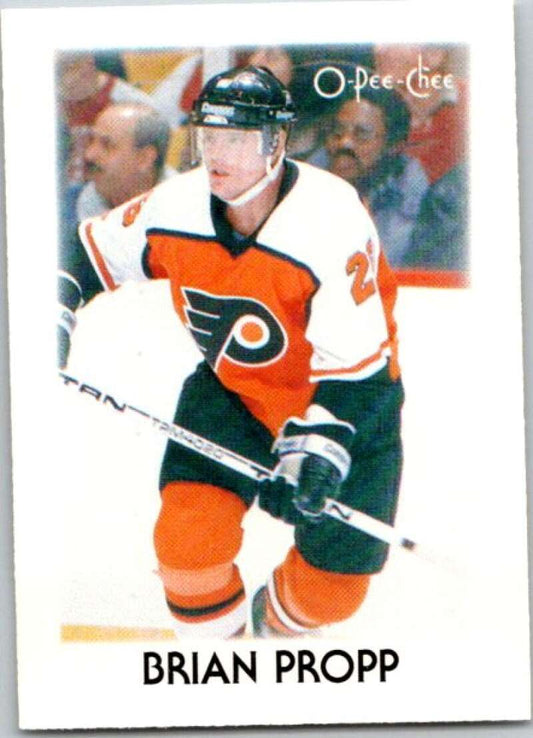 1987-88 O-Pee-Chee Minis #33 Brian Propp  Philadelphia Flyers  V84305 Image 1