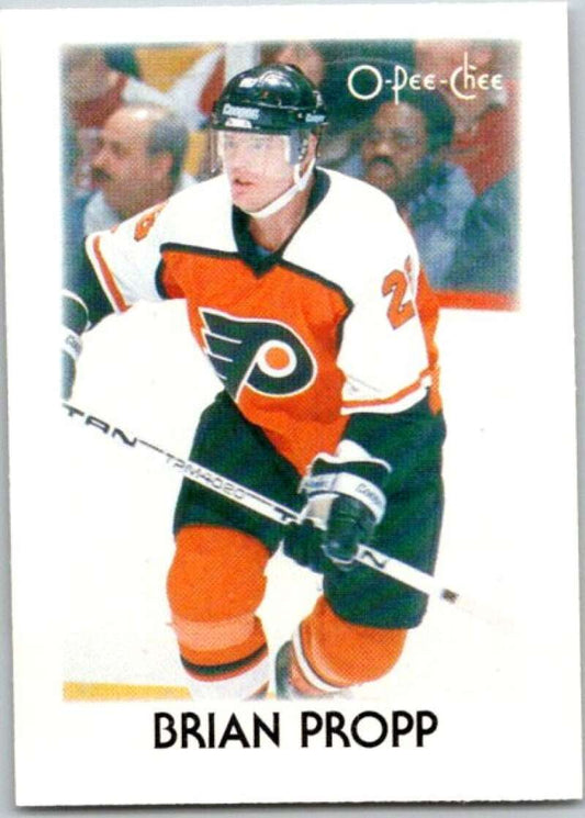 1987-88 O-Pee-Chee Minis #33 Brian Propp  Philadelphia Flyers  V84308 Image 1