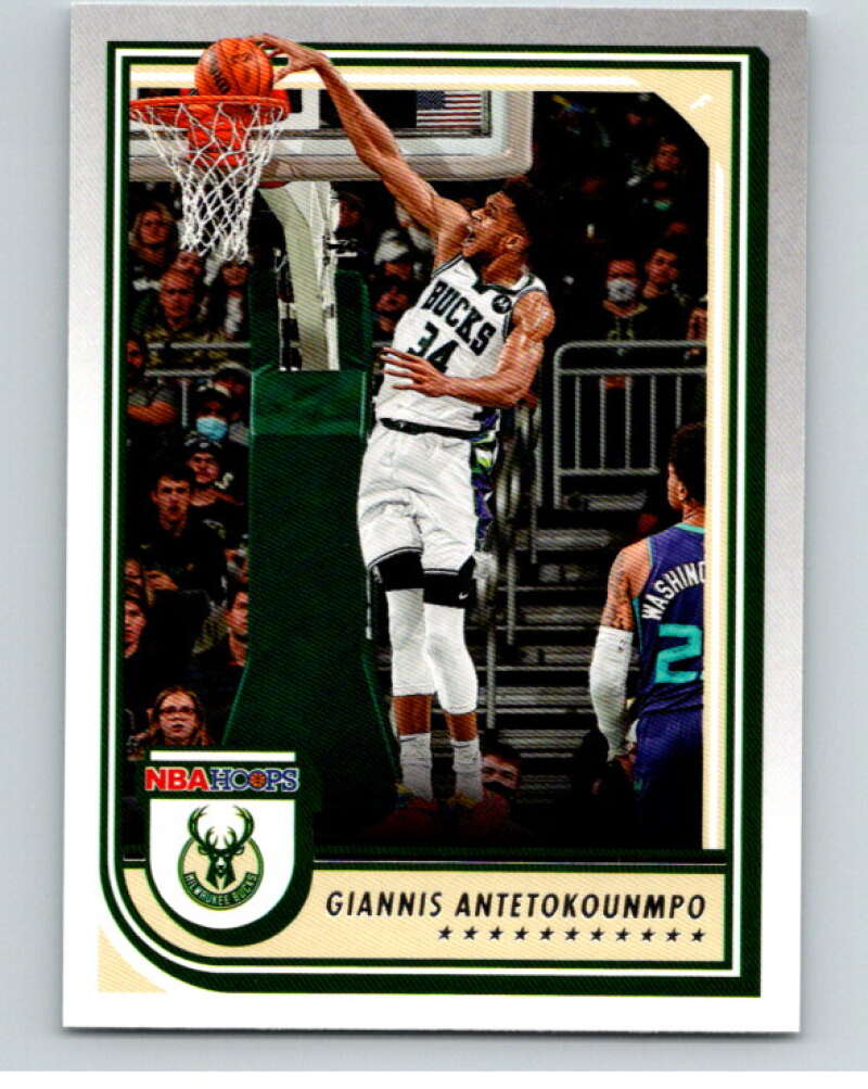 2022-23 Panini NBA Hoops #44 Giannis Antetokounmpo  Milwaukee Bucks  V85598 Image 1