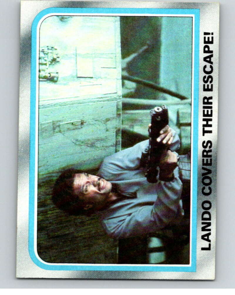 1980 Topps The Empire Strikes Back #221 Lando Covers Their Escape!   V91322 Image 1