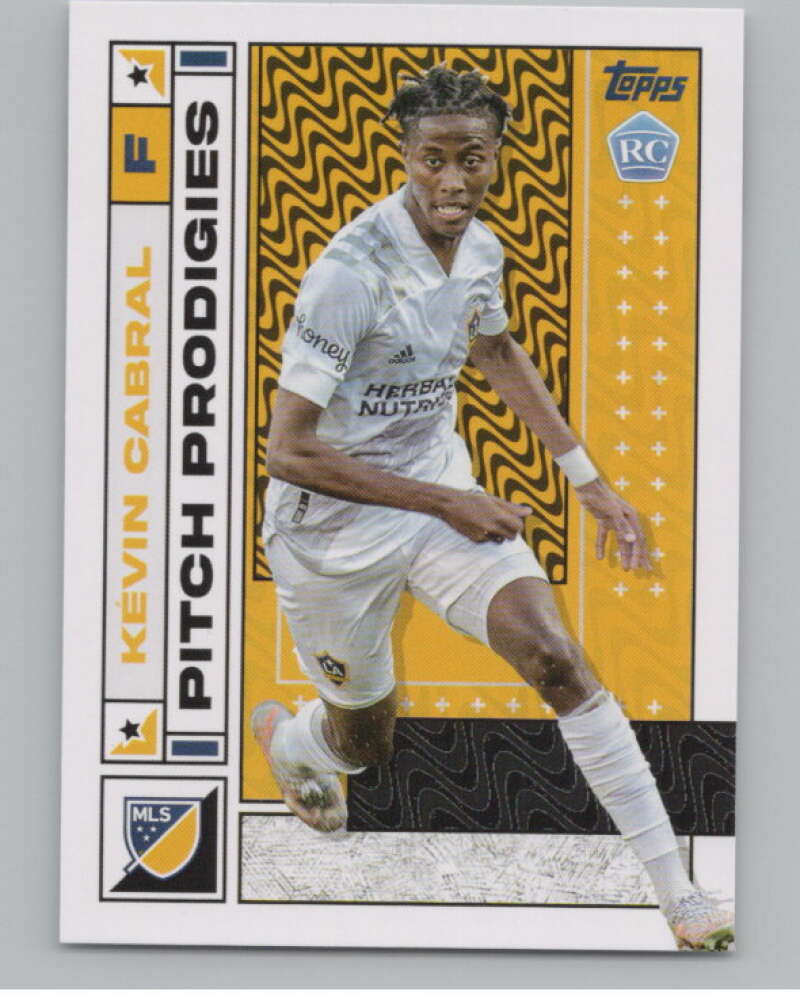 2022 Topps MLS Soccer #172 Kevin Cabral  RC Rookie Los Angeles  V97895 Image 1