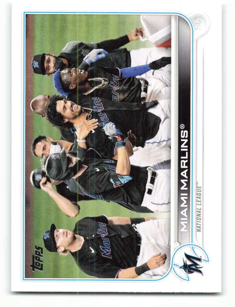 2022 Topps Baseball  #326 Miami Marlins   Image 1