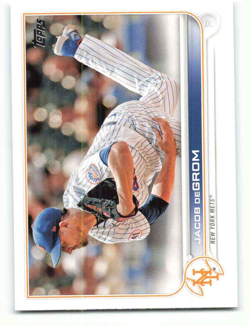 2022 Topps Baseball  #330 Jacob deGrom  New York Mets  Image 1