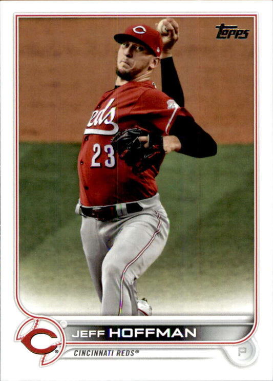 2022 Topps Baseball  #553 Jeff Hoffman  Cincinnati Reds  Image 1