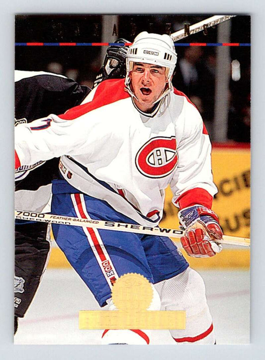 1994-95 Leaf #5 John LeClair  Montreal Canadiens  Image 1