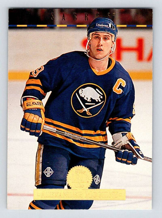 1994-95 Leaf #256 Alexander Mogilny  Buffalo Sabres  Image 1