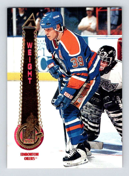 1994-95 Pinnacle #18 Doug Weight  Edmonton Oilers  Image 1