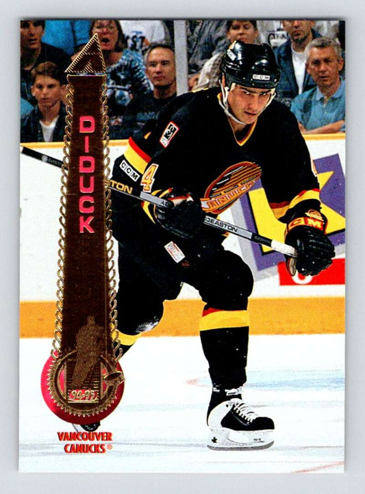 1994-95 Pinnacle #359 Gerald Diduck  Vancouver Canucks  Image 1
