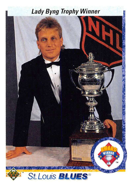 1990-91 Upper Deck Hockey  #203 Brett Hull  St. Louis Blues  Image 1